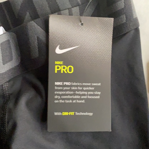 Nike Pro Dri  fit men’s large work out attire $35 for 2pair new with tags SOLD - Picture 2 of 3